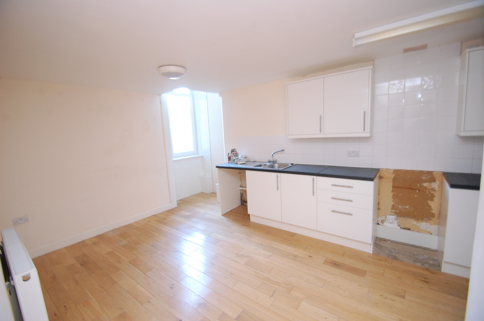 2 bed flat for sale in Nithsdale Drive, Glasgow  - Property Image 9