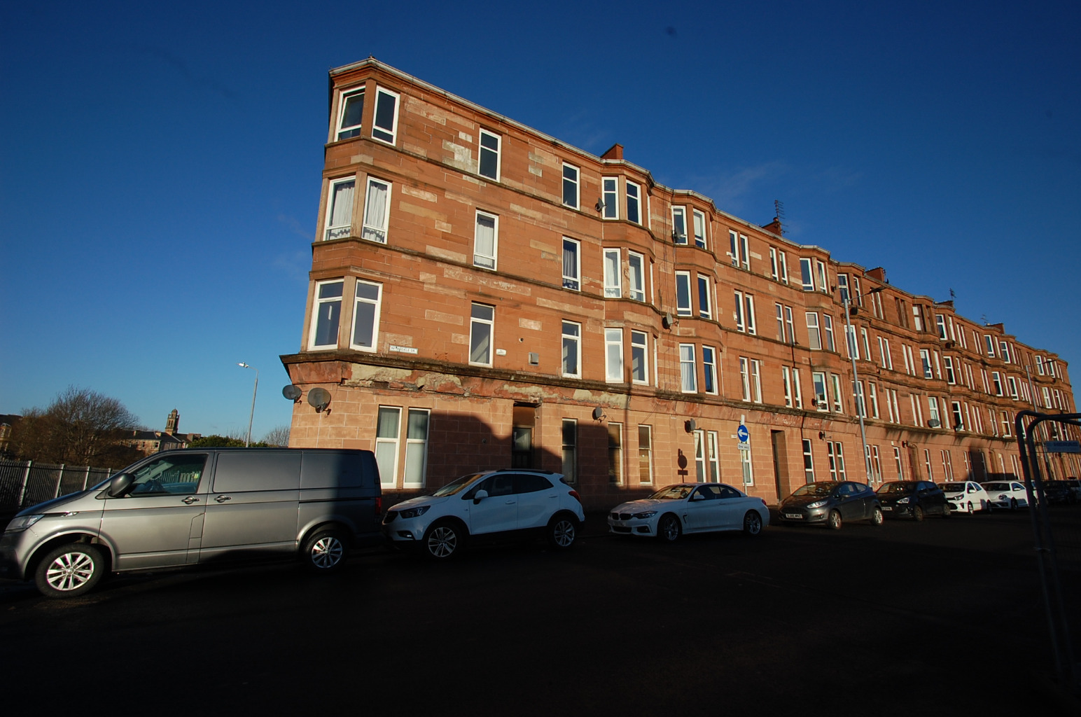2 bed flat for sale in Nithsdale Drive, Glasgow  - Property Image 1