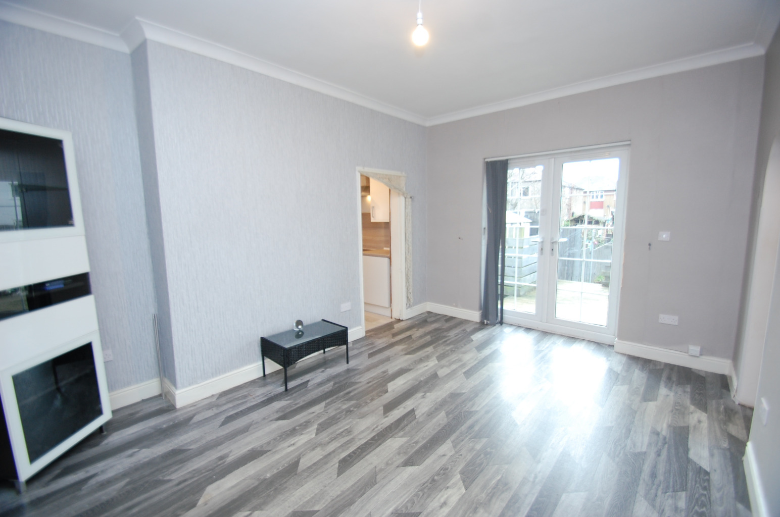 3 bed flat for sale in Muirdrum Avenue, Glasgow  - Property Image 2