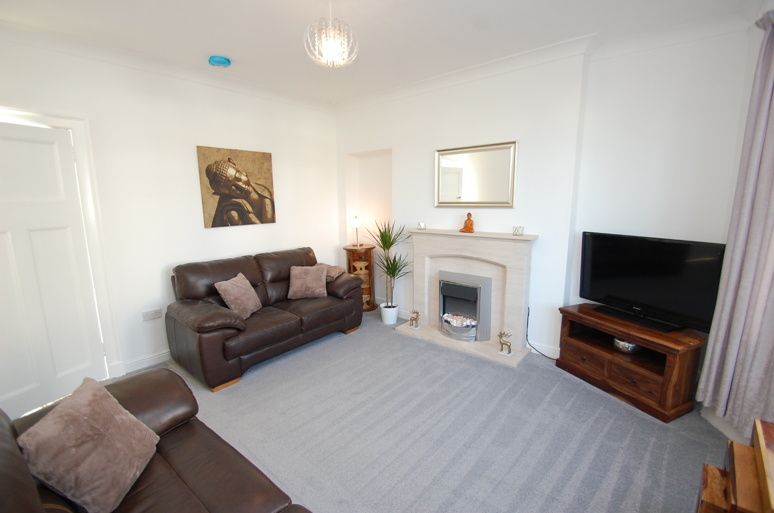 4 bed bungalow for sale in Birkhall Avenue, Glasgow  - Property Image 5