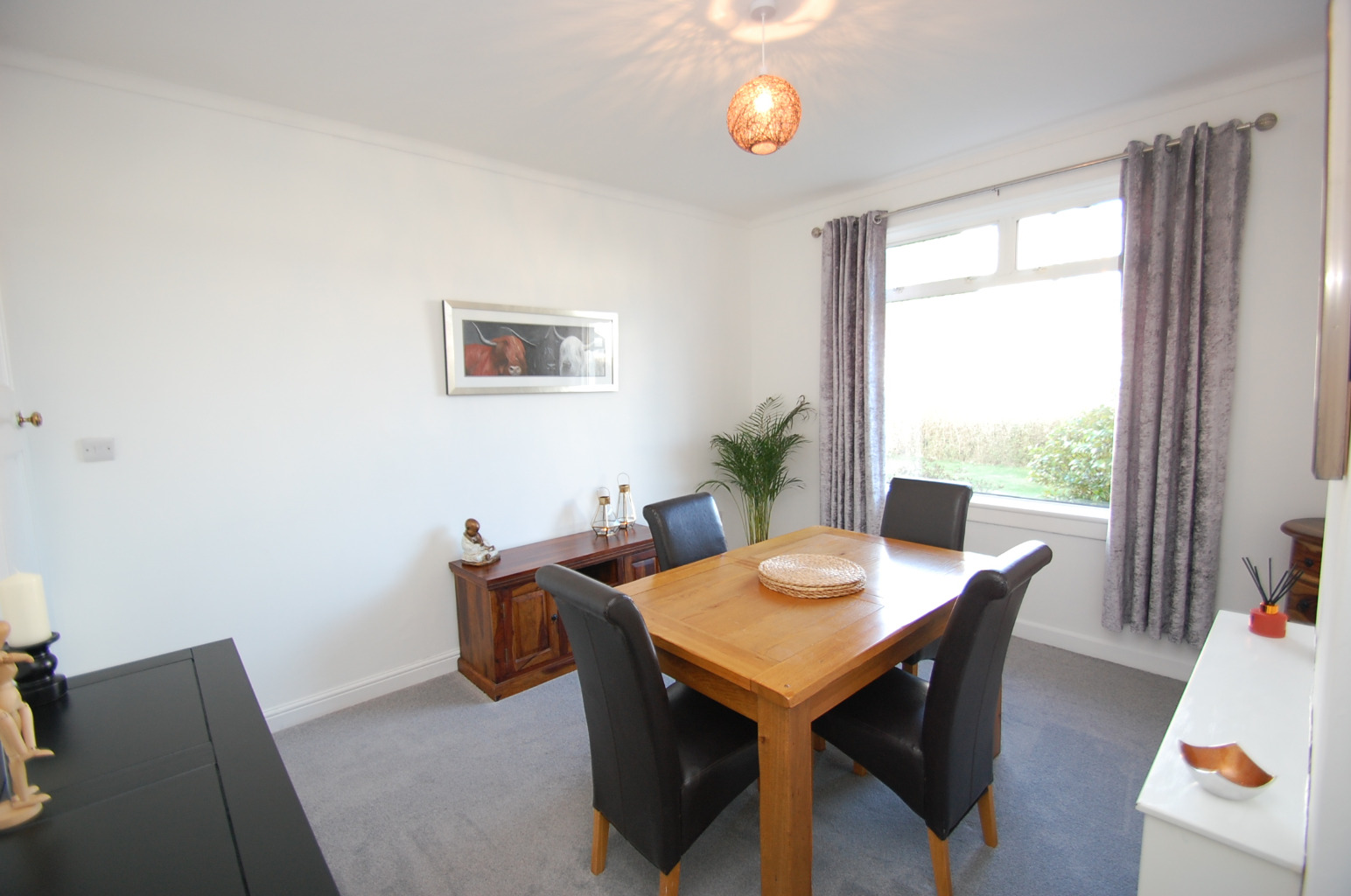 4 bed bungalow for sale in Birkhall Avenue, Glasgow  - Property Image 7