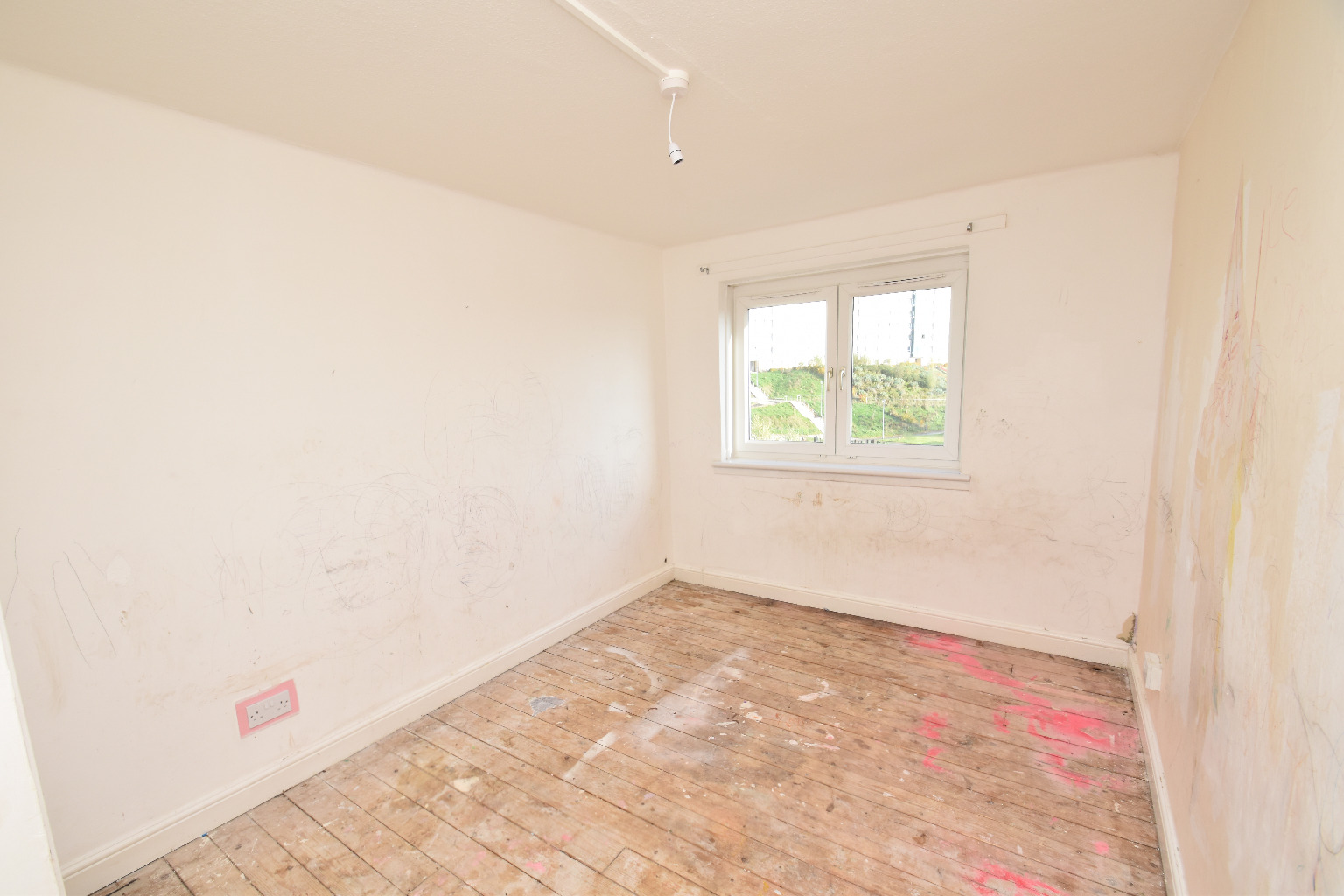 3 bed flat for sale in Mossview Quadrant, Glasgow  - Property Image 9