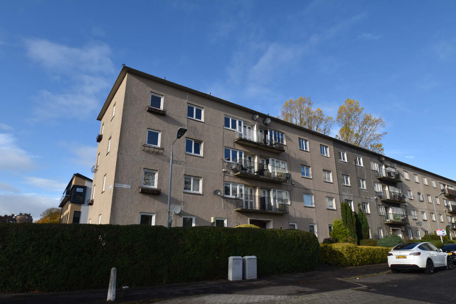 3 bed flat for sale in Mossview Quadrant, Glasgow  - Property Image 1