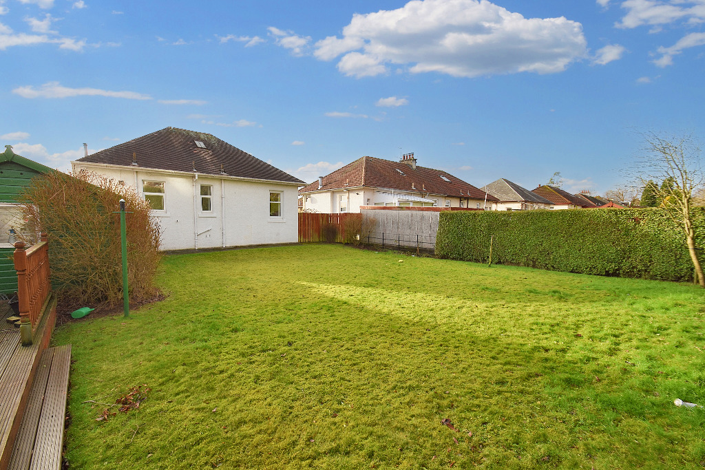 2 bed detached bungalow for sale in Birkhall Avenue, Glasgow  - Property Image 15