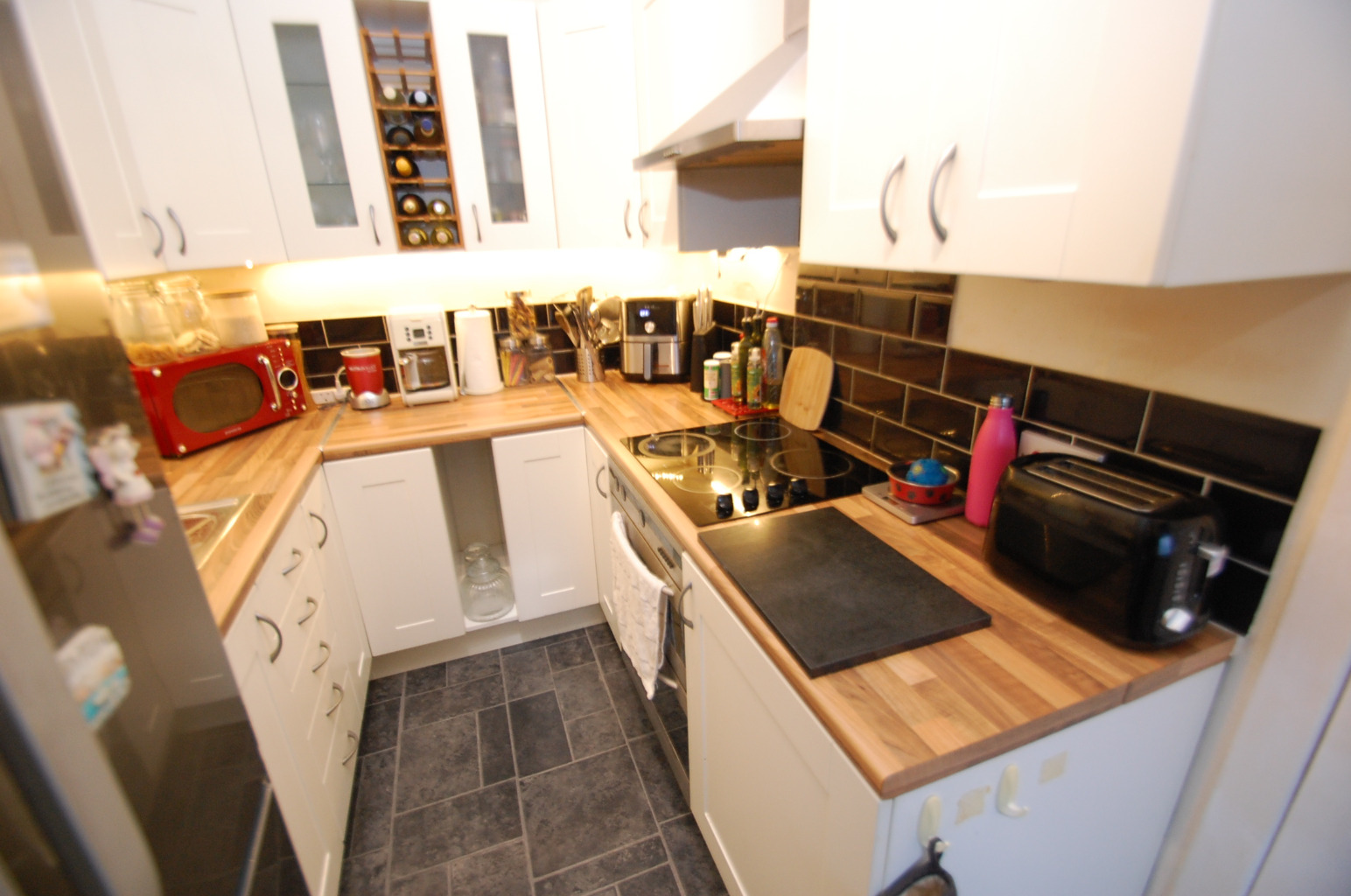 2 bed flat for sale in Merton Drive, Glasgow  - Property Image 6