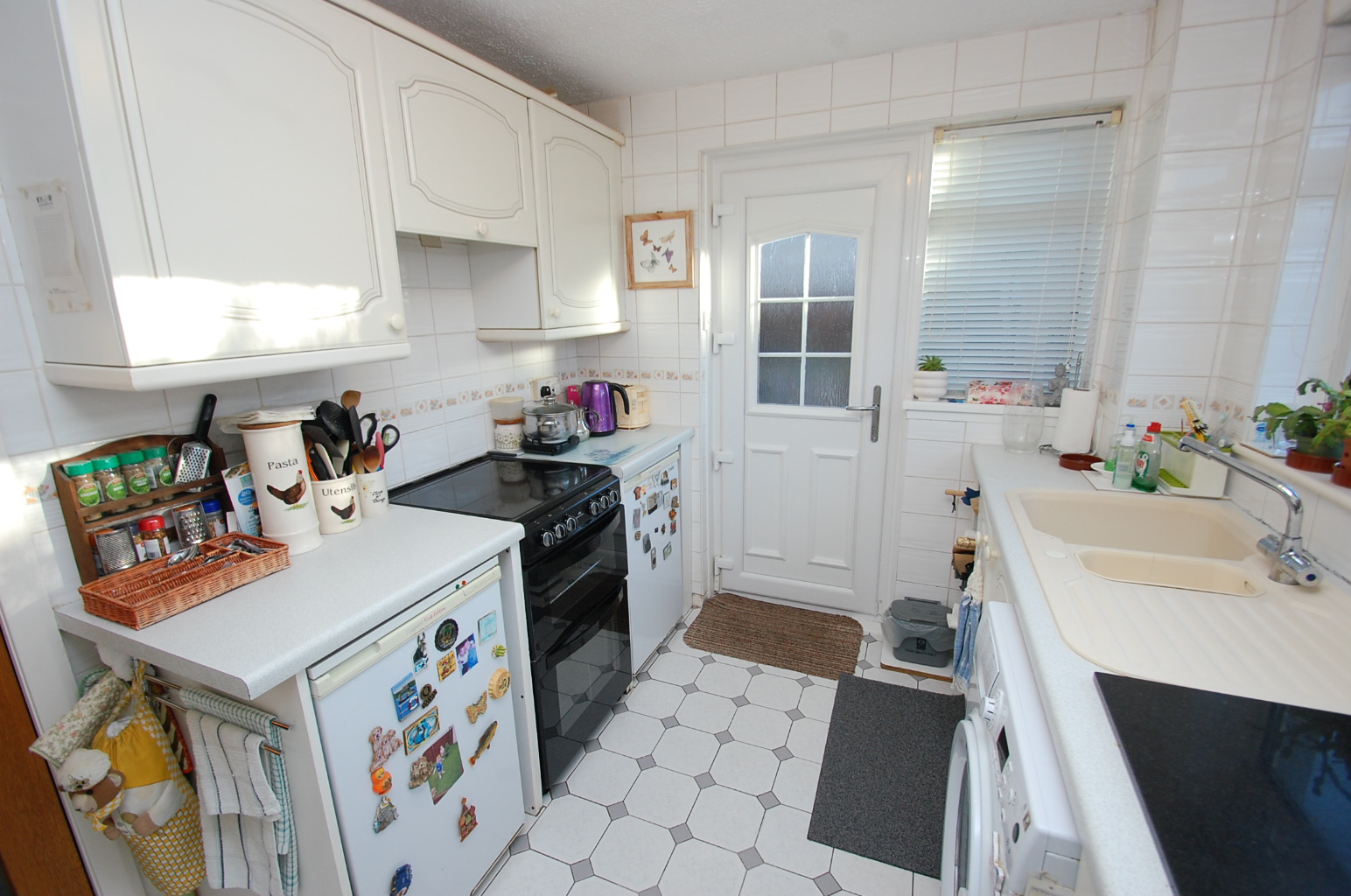 3 bed semi-detached house for sale in Ralston Drive, Glasgow  - Property Image 8
