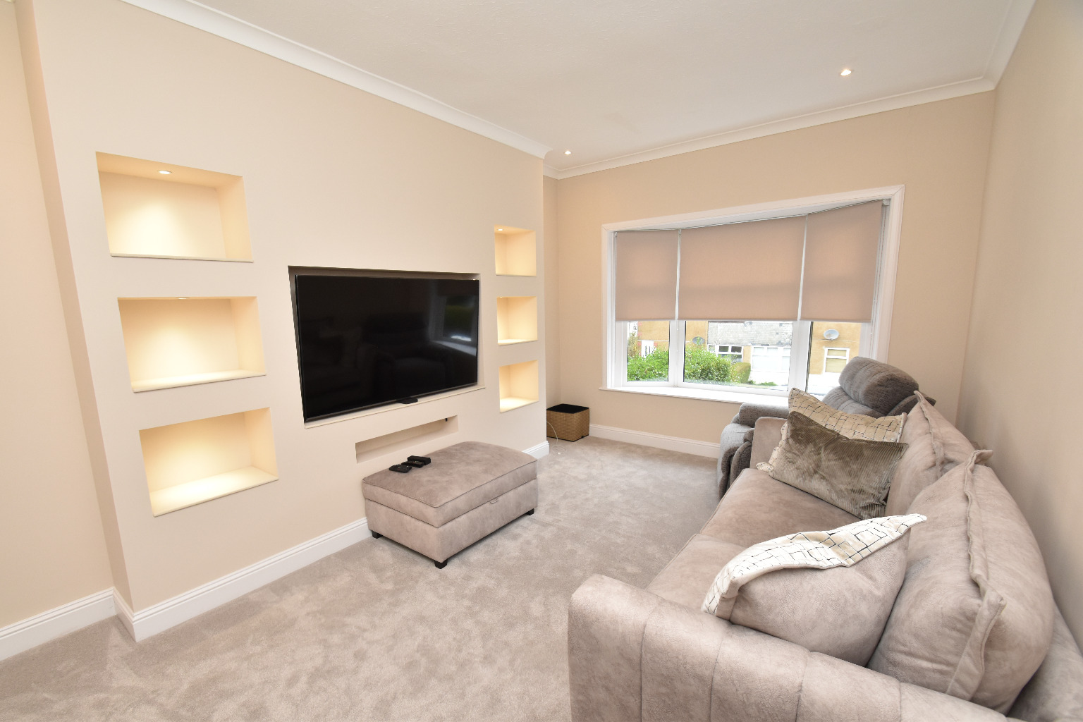 3 bed flat for sale in Arbroath Avenue, Glasgow  - Property Image 2