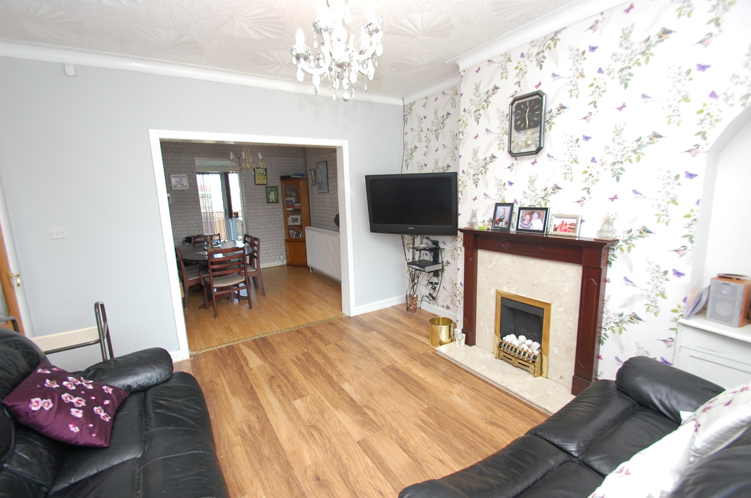 3 bed semi-detached house for sale in Barrhead Road, Glasgow  - Property Image 3