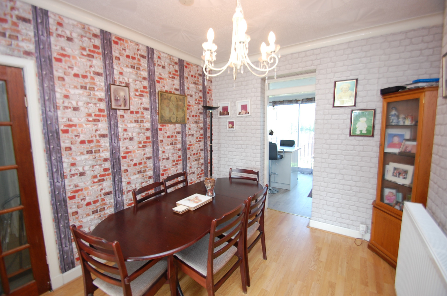 3 bed semi-detached house for sale in Barrhead Road, Glasgow  - Property Image 4