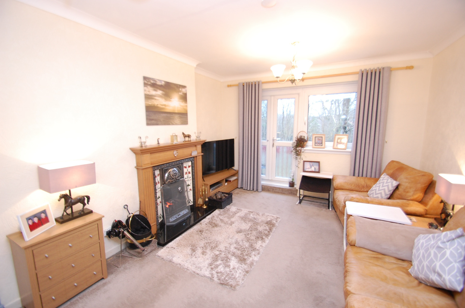 2 bed flat for sale in Kinnell Avenue, Glasgow  - Property Image 3