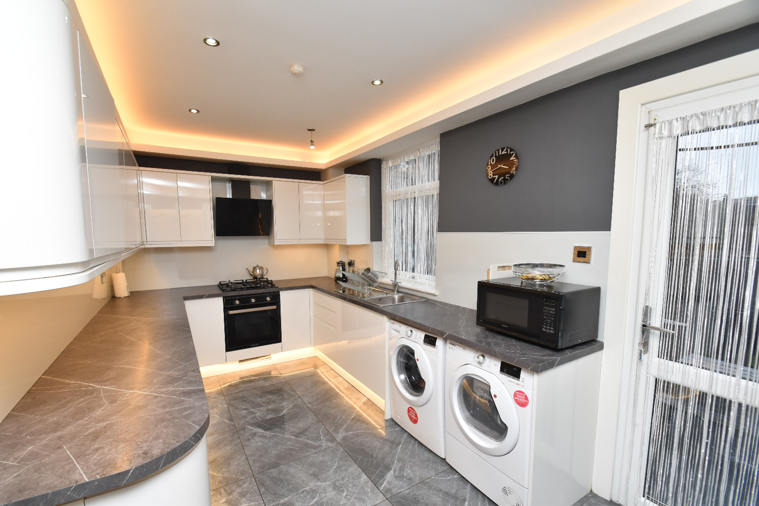 4 bed semi-detached house for sale in Lintlaw Drive, Glasgow  - Property Image 7