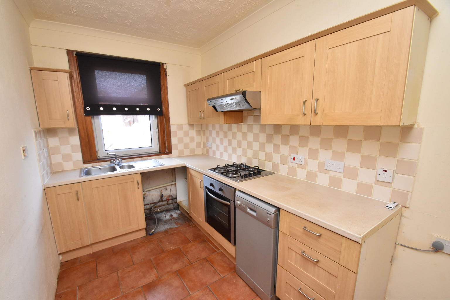 3 bed semi-detached house for sale in Ladybank Drive, Glasgow  - Property Image 4