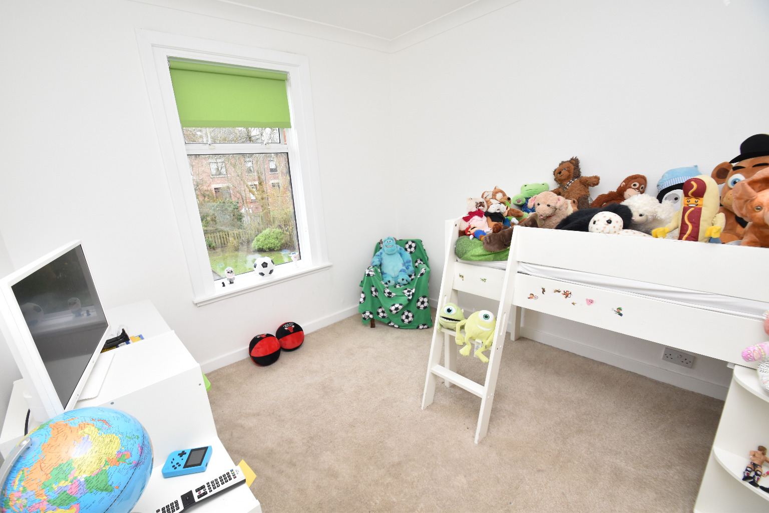 3 bed flat for sale in Moness Drive, Glasgow  - Property Image 11