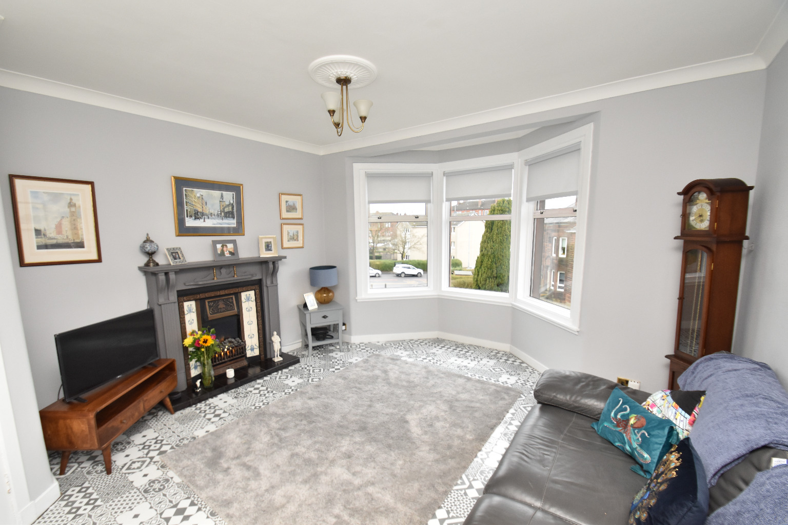 3 bed flat for sale in Moness Drive, Glasgow  - Property Image 2