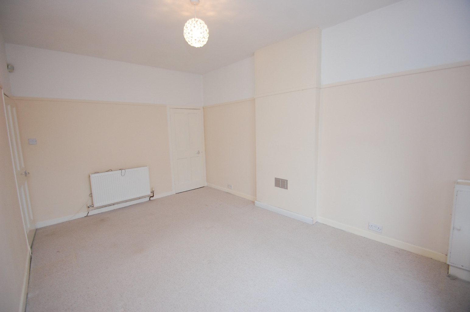 3 bed flat for sale in Muirdrum Avenue, Glasgow  - Property Image 7