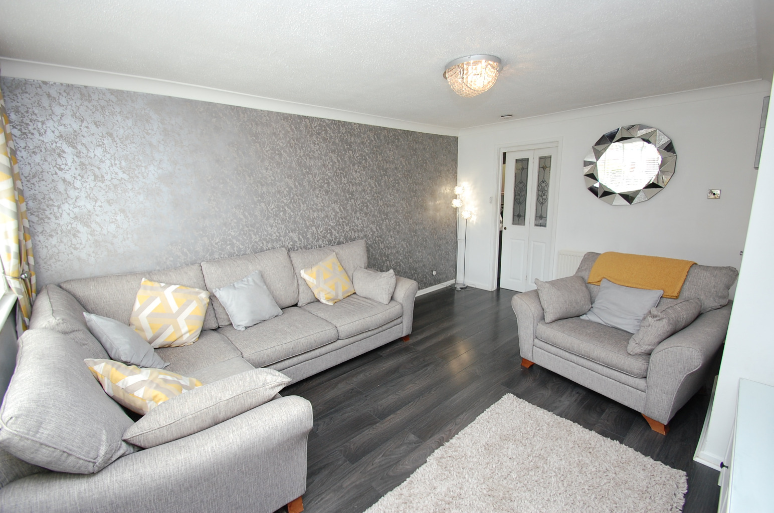 2 bed flat for sale in Faskin Place, Glasgow  - Property Image 3