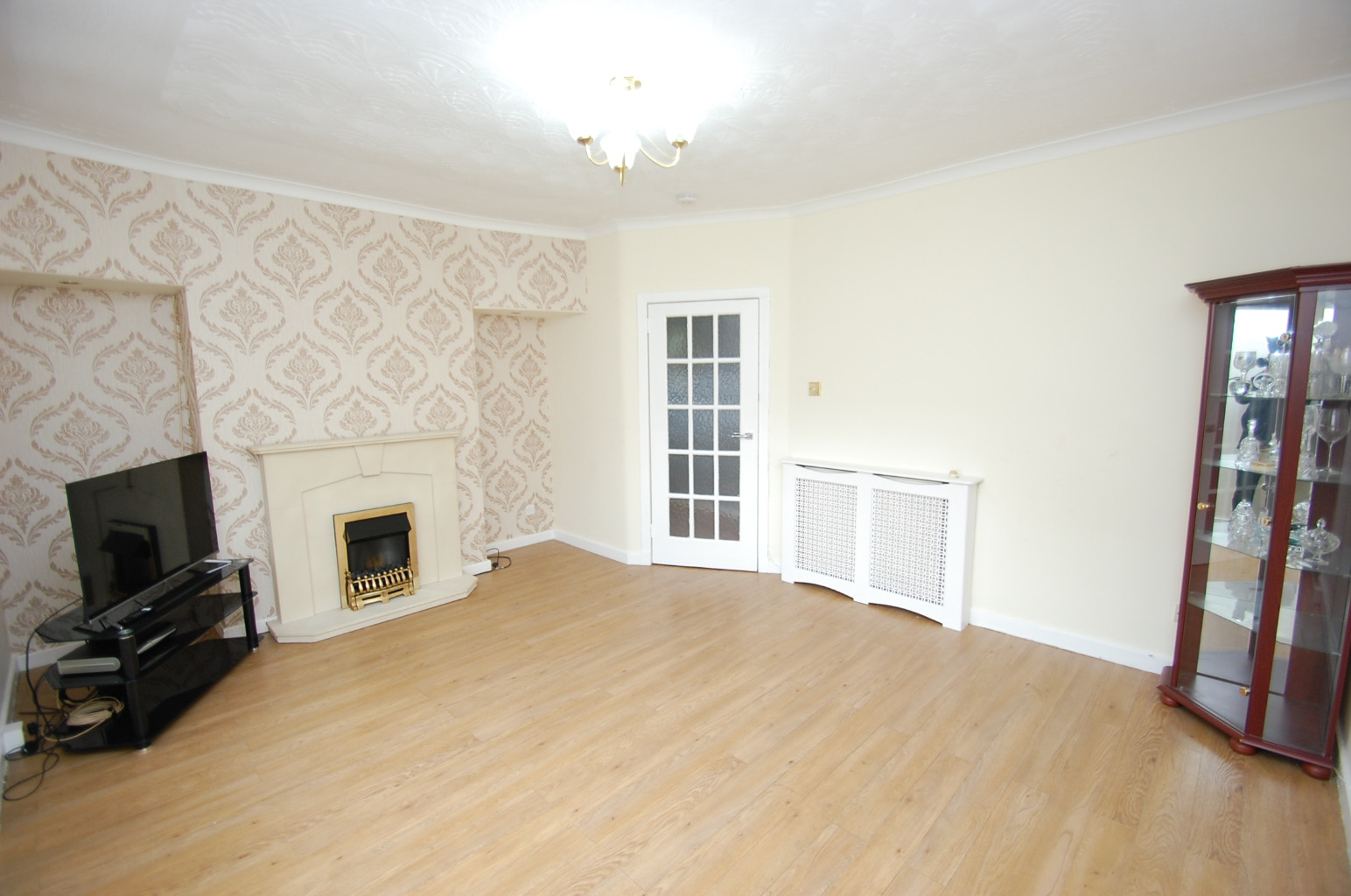 3 bed flat for sale in Summertown Road, Glasgow  - Property Image 3