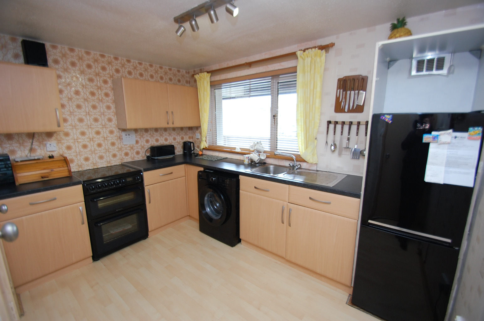 3 bed flat for sale in Hartlaw Crescent  - Property Image 8