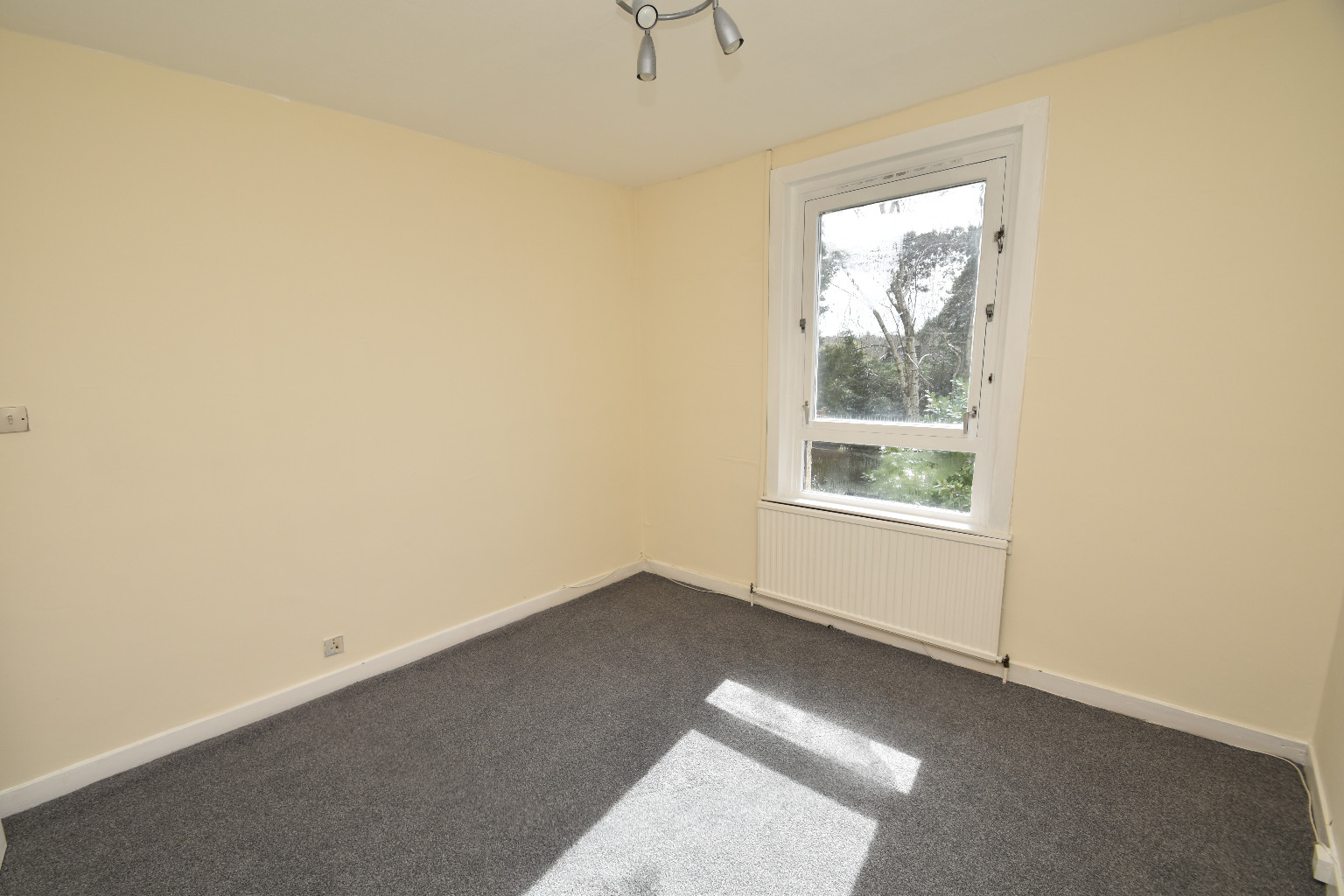 3 bed semi-detached house for sale in Ashdale Drive, Glasgow  - Property Image 15