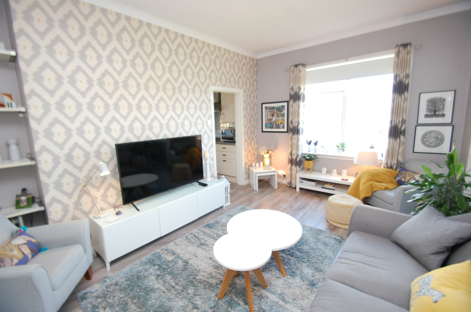 3 bed flat for sale in Chirnside Road, Glasgow  - Property Image 2