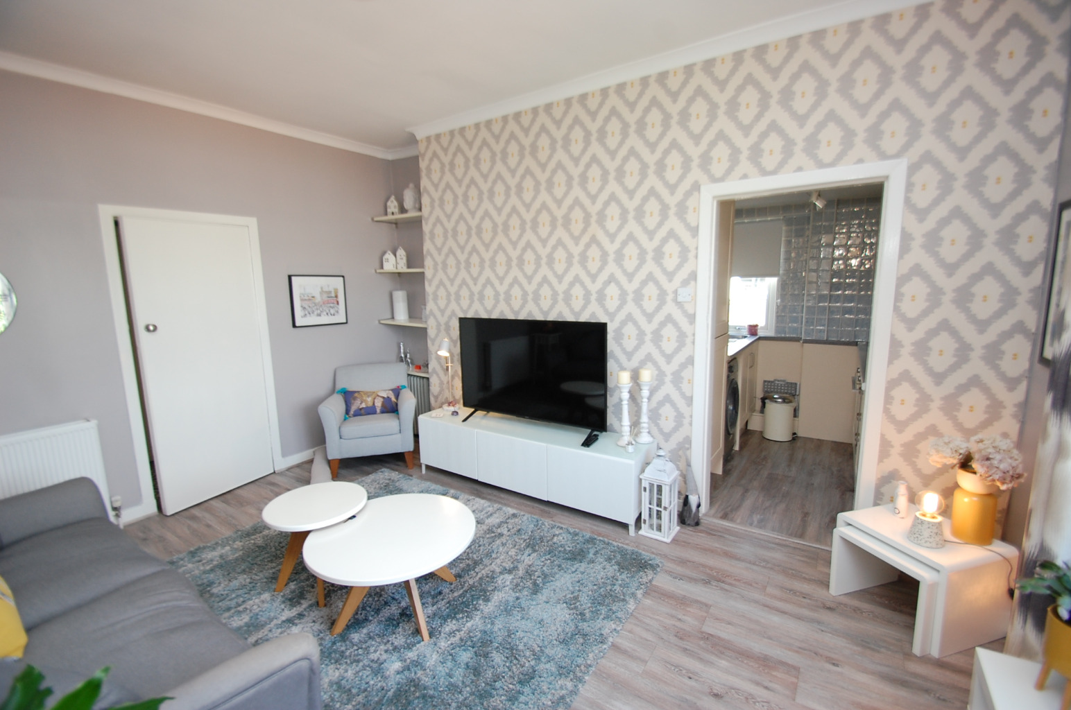 3 bed flat for sale in Chirnside Road, Glasgow  - Property Image 3