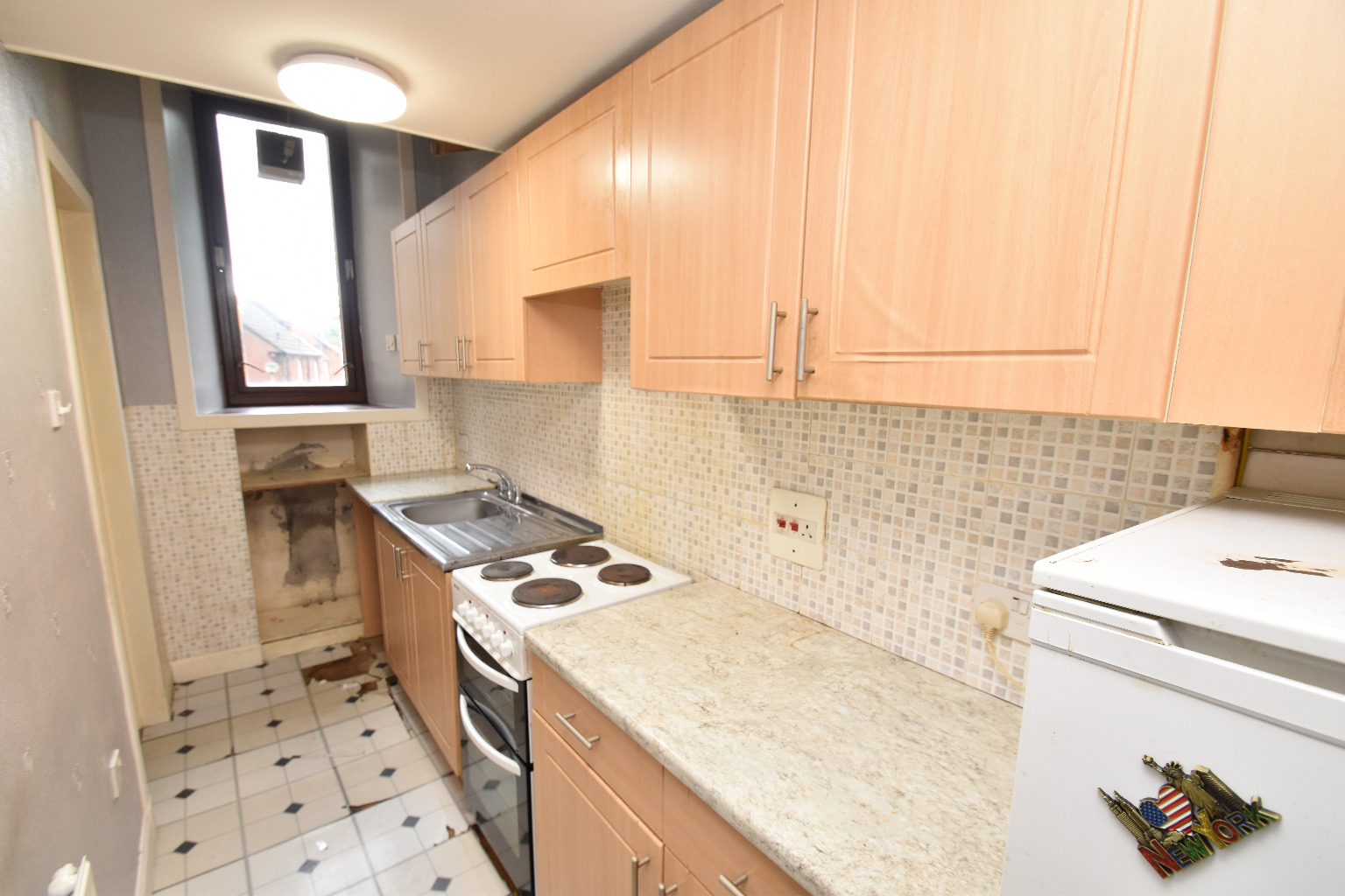 2 bed flat for sale in Langlands Road  - Property Image 7