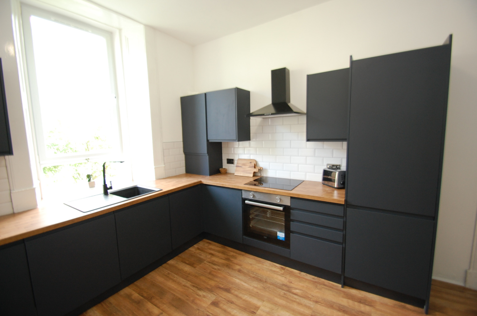 3 bed flat for sale in Forth Street, Glasgow  - Property Image 8