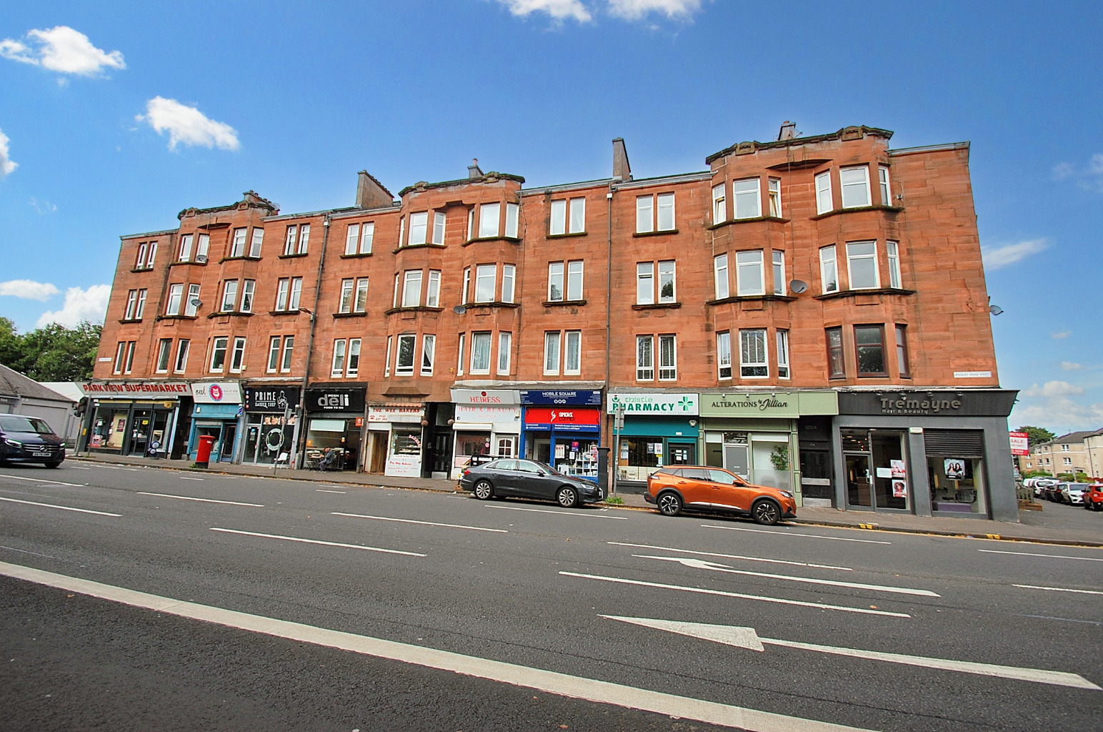 2 bed flat for sale in Paisley Road West  - Property Image 1