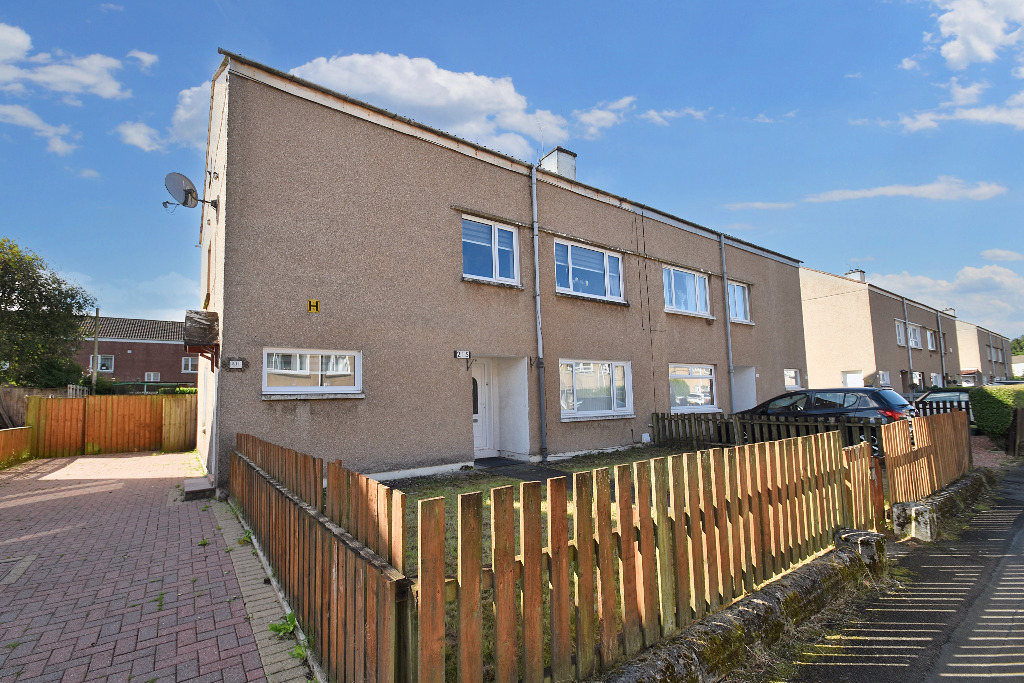 2 bed flat for sale in Linburn Road, Glasgow  - Property Image 1