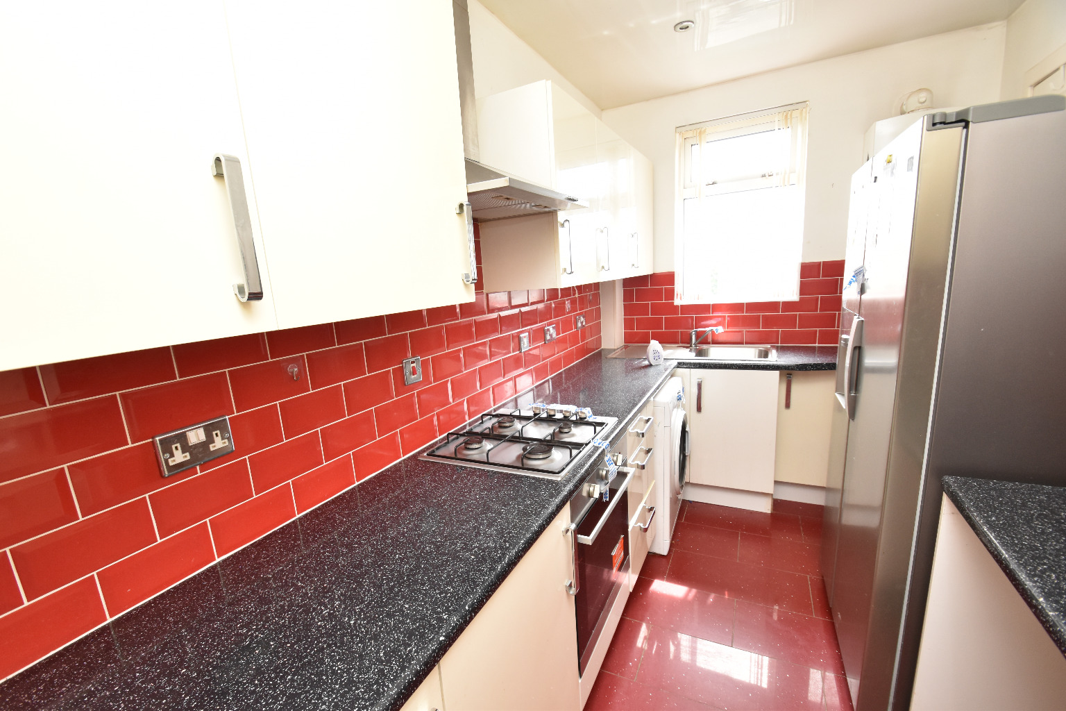 3 bed flat for sale in Peat Road, Glasgow  - Property Image 5