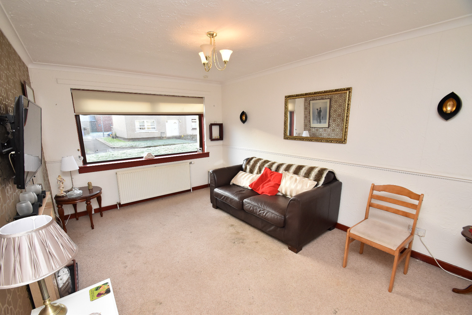 1 bed flat for sale in Maclean Square, Glasgow  - Property Image 2