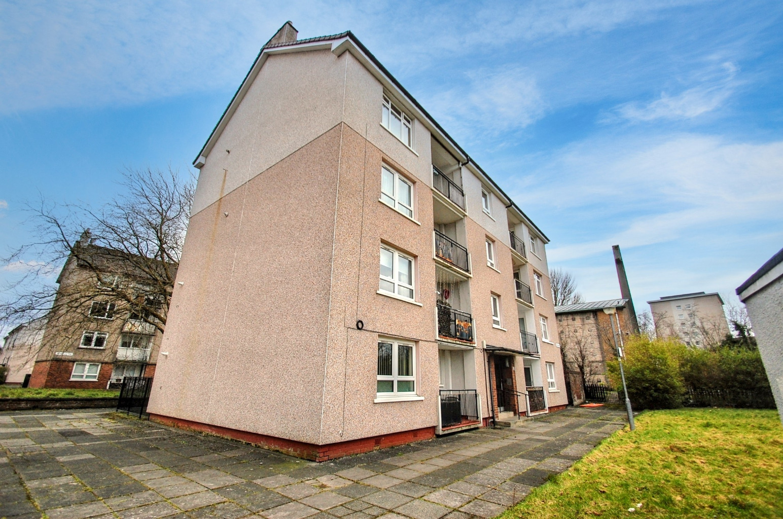 2 bed flat for sale in Hillington Terrace, Glasgow  - Property Image 1