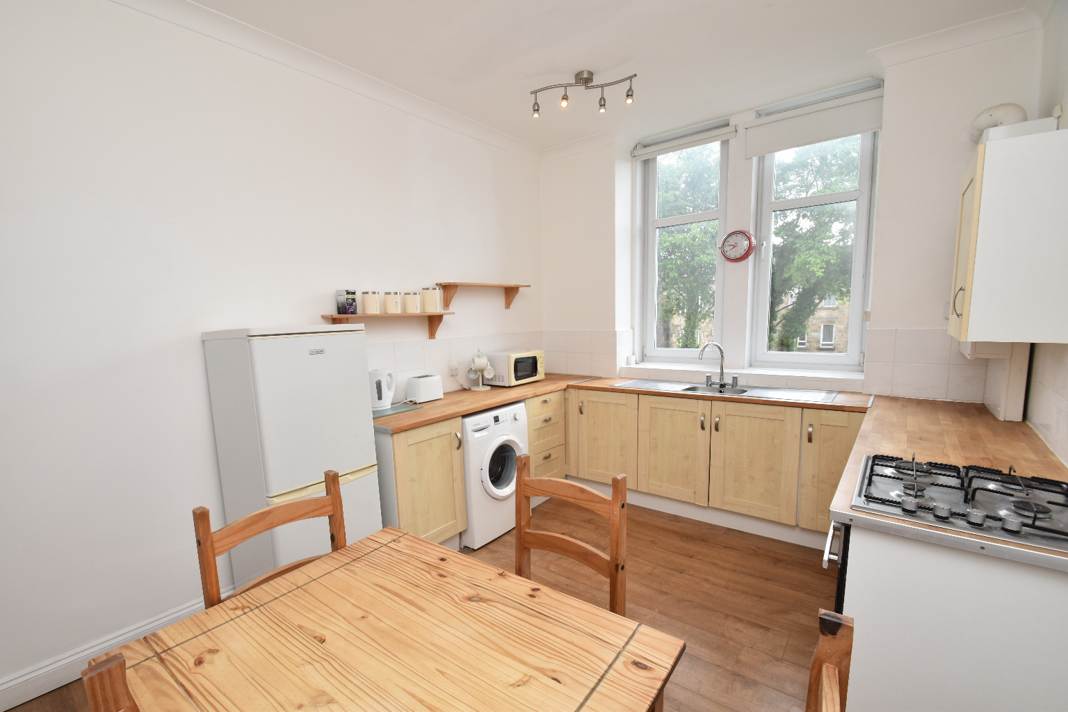 2 bed flat for sale in Paisley Road West  - Property Image 9