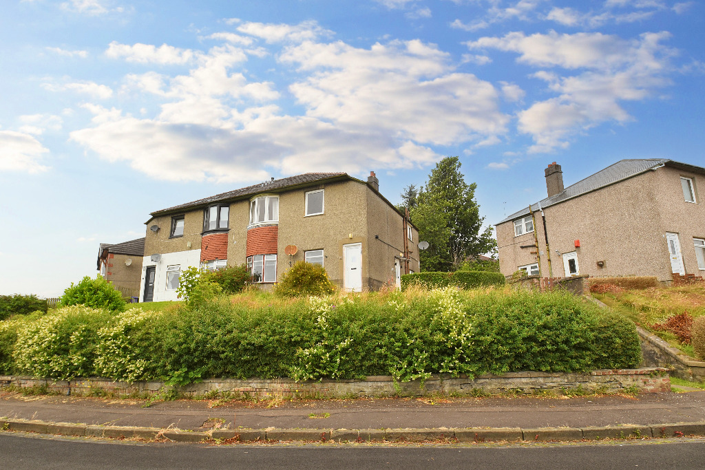 3 bed flat for sale in Baldovie Road, Glasgow  - Property Image 1