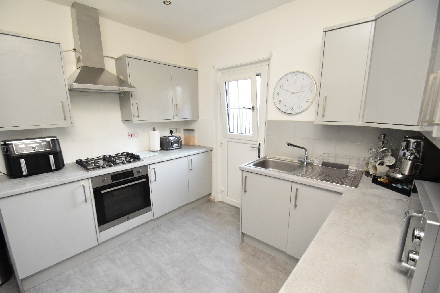 2 bed end of terrace house for sale in Carsaig Drive, Glasgow  - Property Image 7