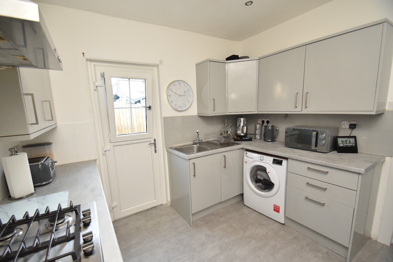 2 bed end of terrace house for sale in Carsaig Drive, Glasgow  - Property Image 8