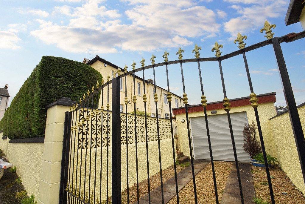 4 bed end of terrace house for sale in Wedderlea Drive, Glasgow  - Property Image 21