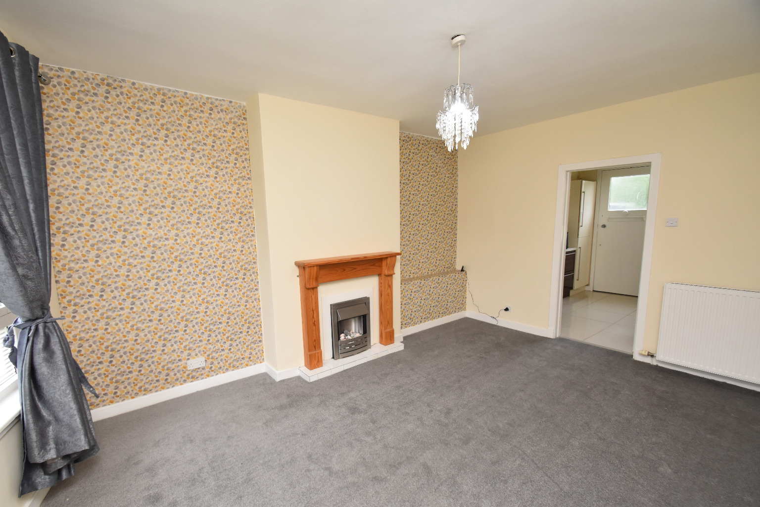 2 bed flat for sale in Kirkton Avenue, Glasgow  - Property Image 4