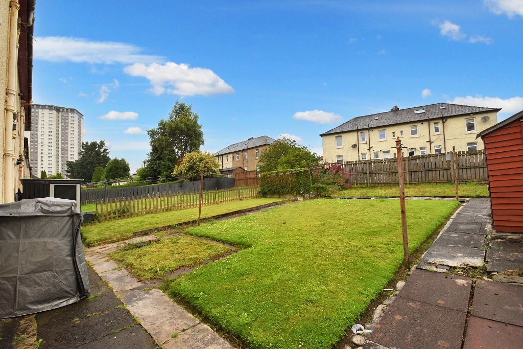 2 bed flat for sale in Kirkton Avenue, Glasgow  - Property Image 14