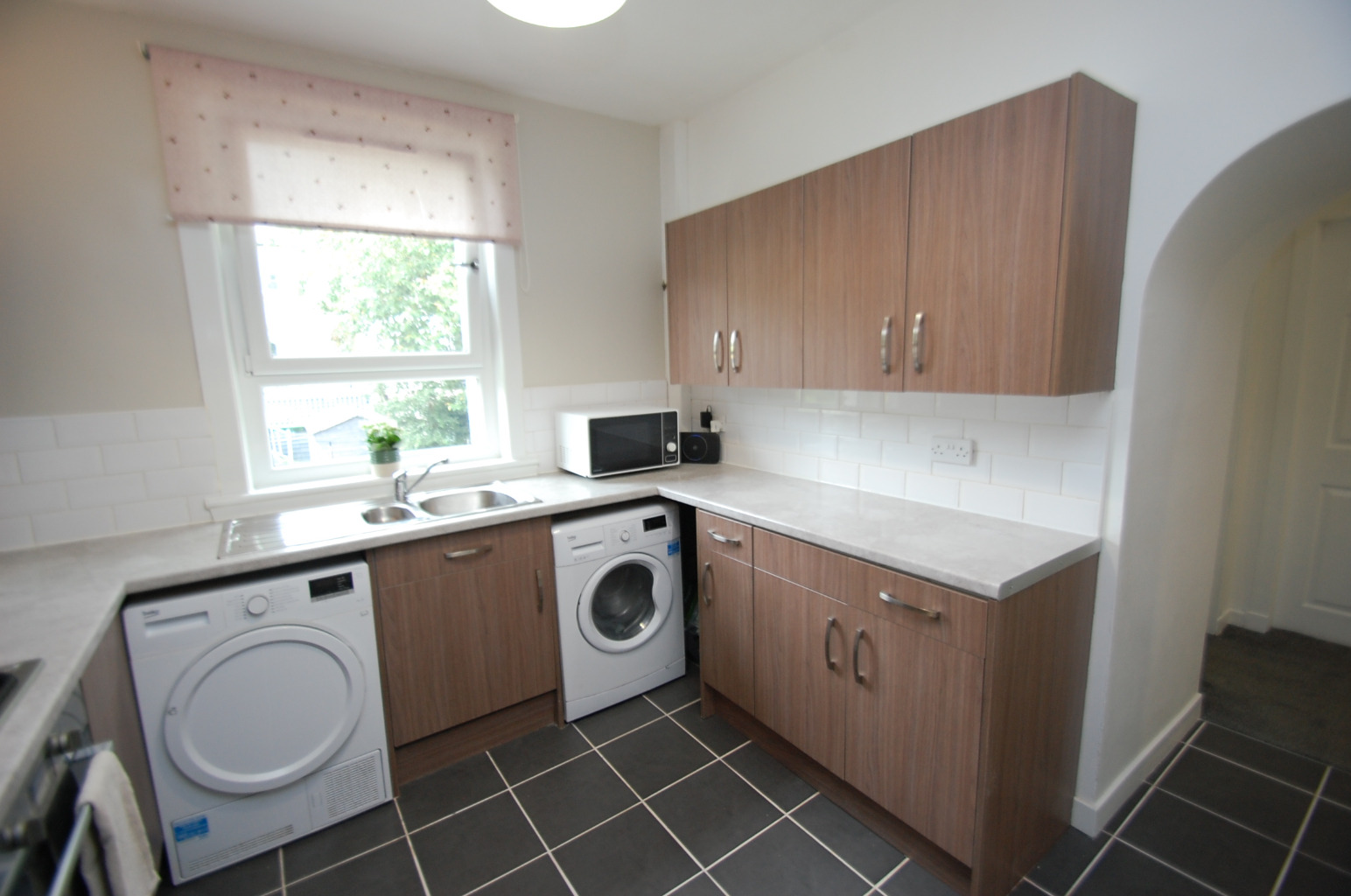 2 bed flat for sale in Arnhall Place  - Property Image 6