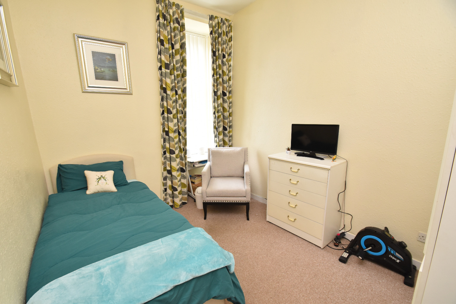 3 bed flat for sale in Paisley Road West  - Property Image 9