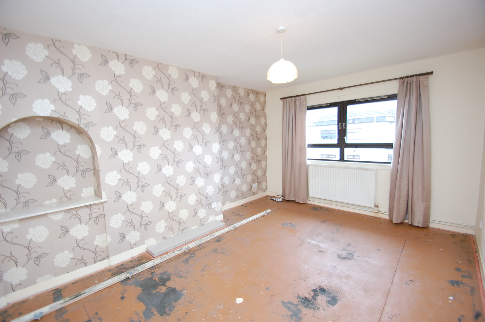 3 bed flat for sale in Moulin Circus, Glasgow  - Property Image 2