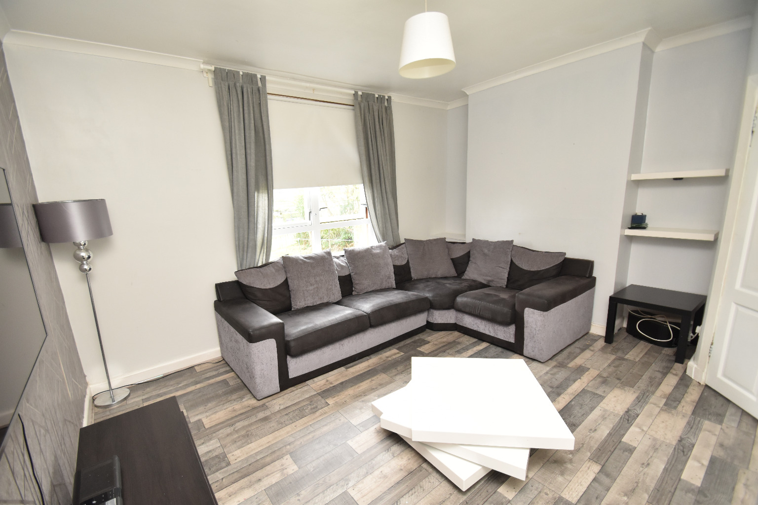 2 bed flat for sale in Hyndlee Drive  - Property Image 2