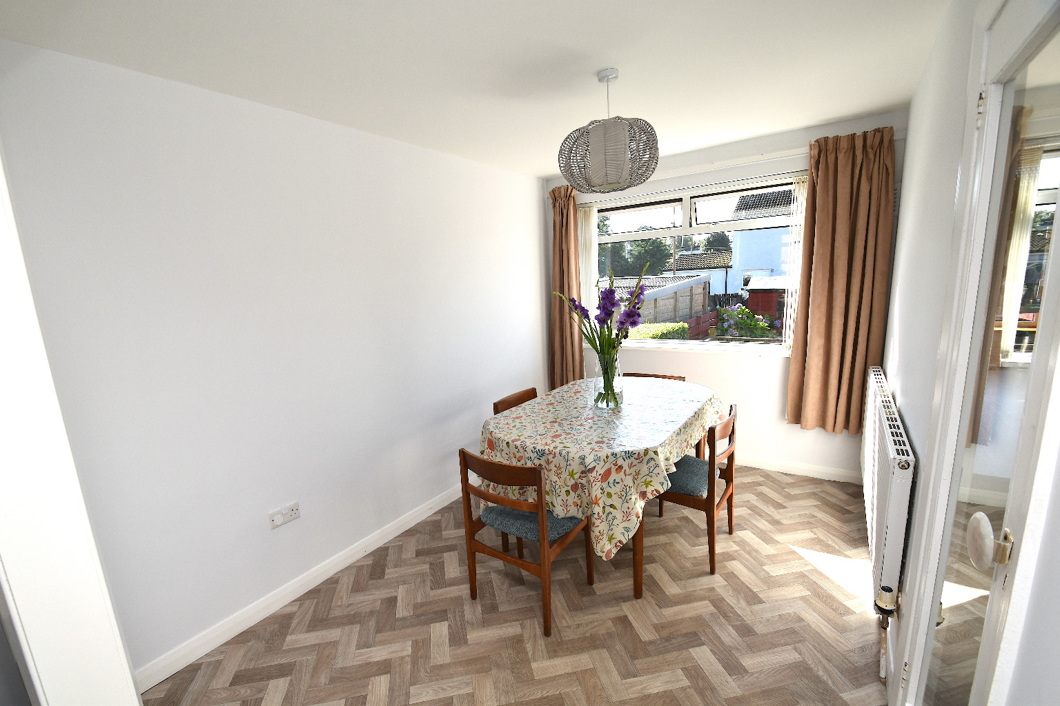 3 bed terraced house for sale in Crookston Path, Glasgow  - Property Image 5