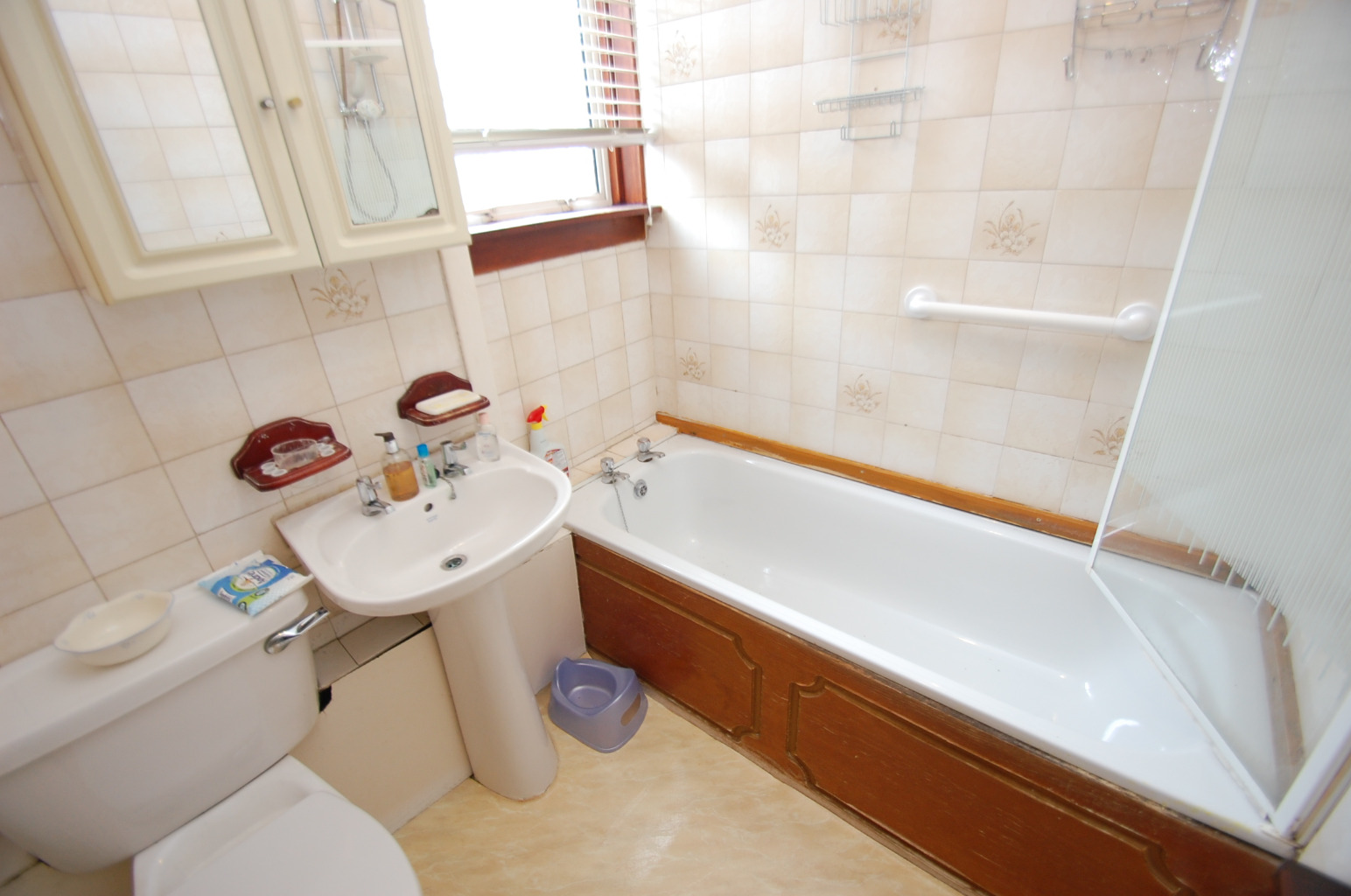 3 bed flat for sale in Tarfside Avenue, Glasgow  - Property Image 9