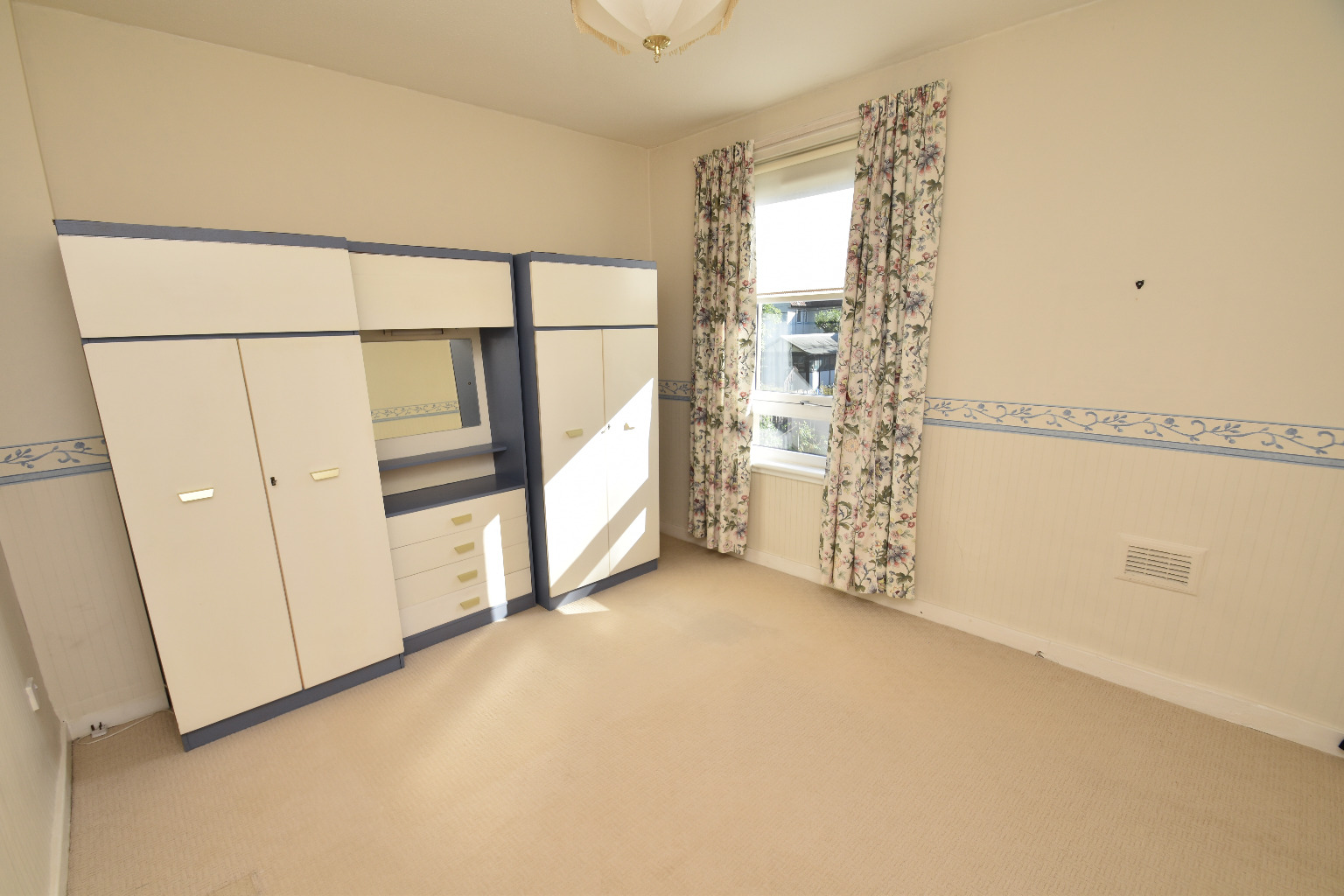 3 bed semi-detached house for sale in Invergyle Drive, Glasgow  - Property Image 12