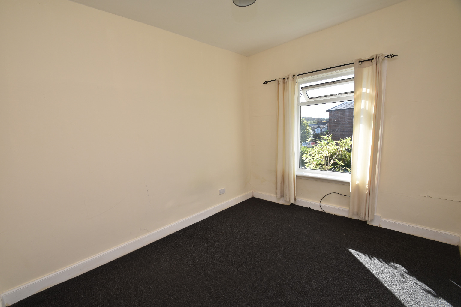 3 bed flat for sale in Wedderlea Drive, Glasgow  - Property Image 12