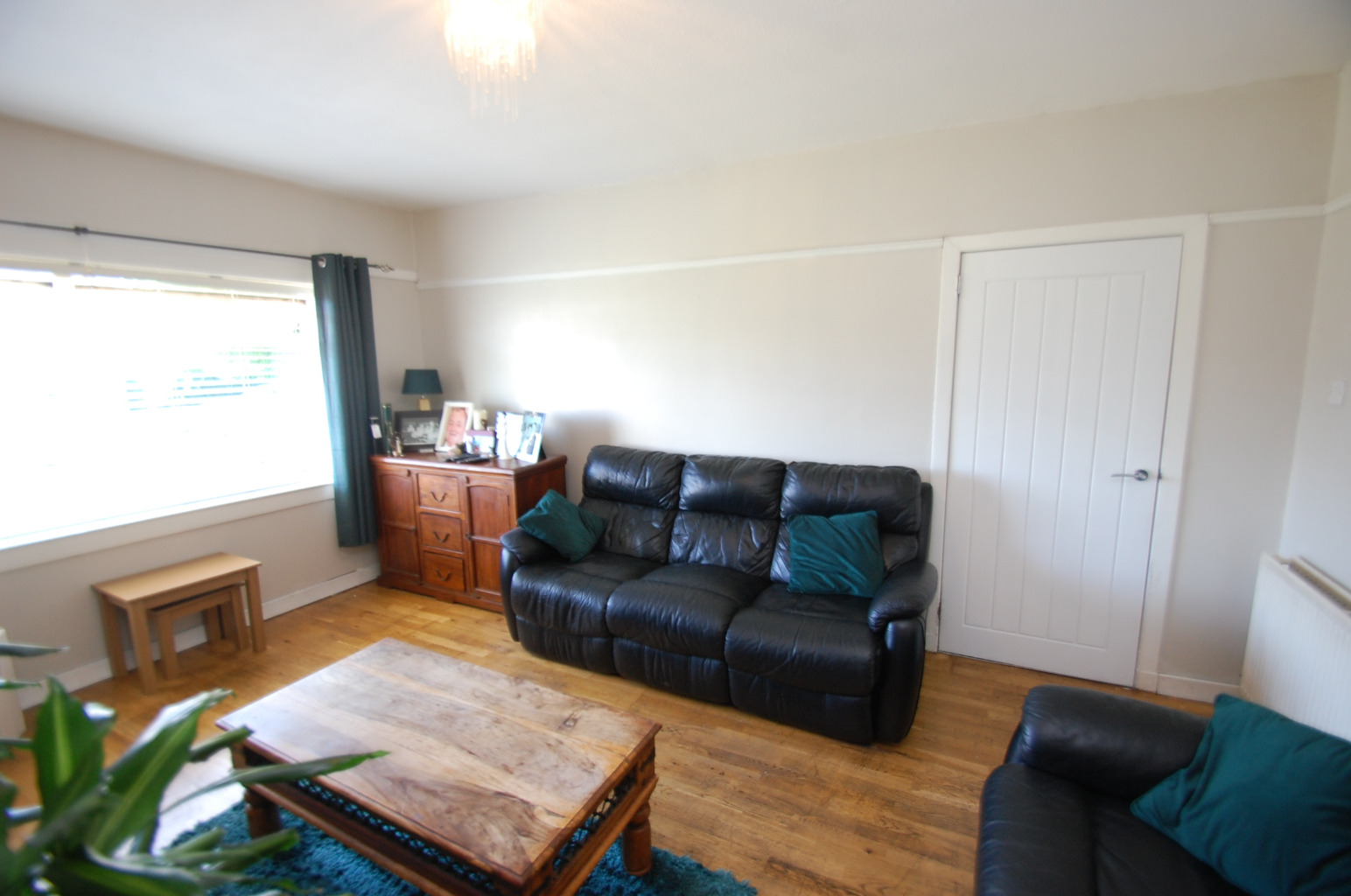 2 bed flat for sale in Allanton Drive, Glasgow  - Property Image 3