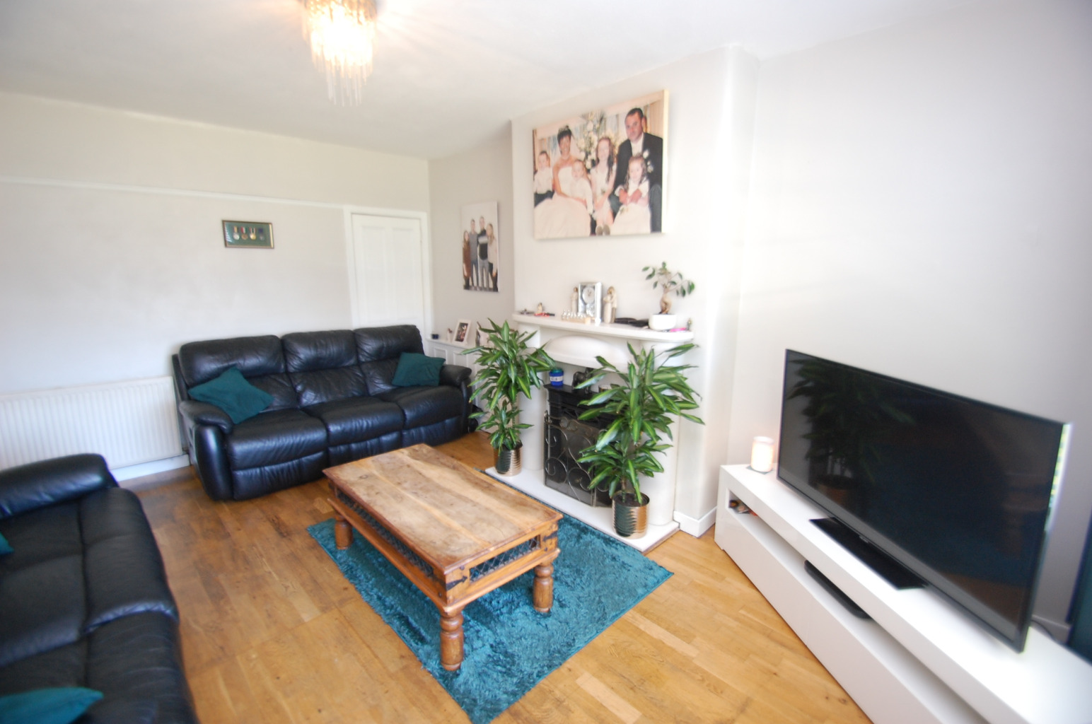 2 bed flat for sale in Allanton Drive, Glasgow  - Property Image 4