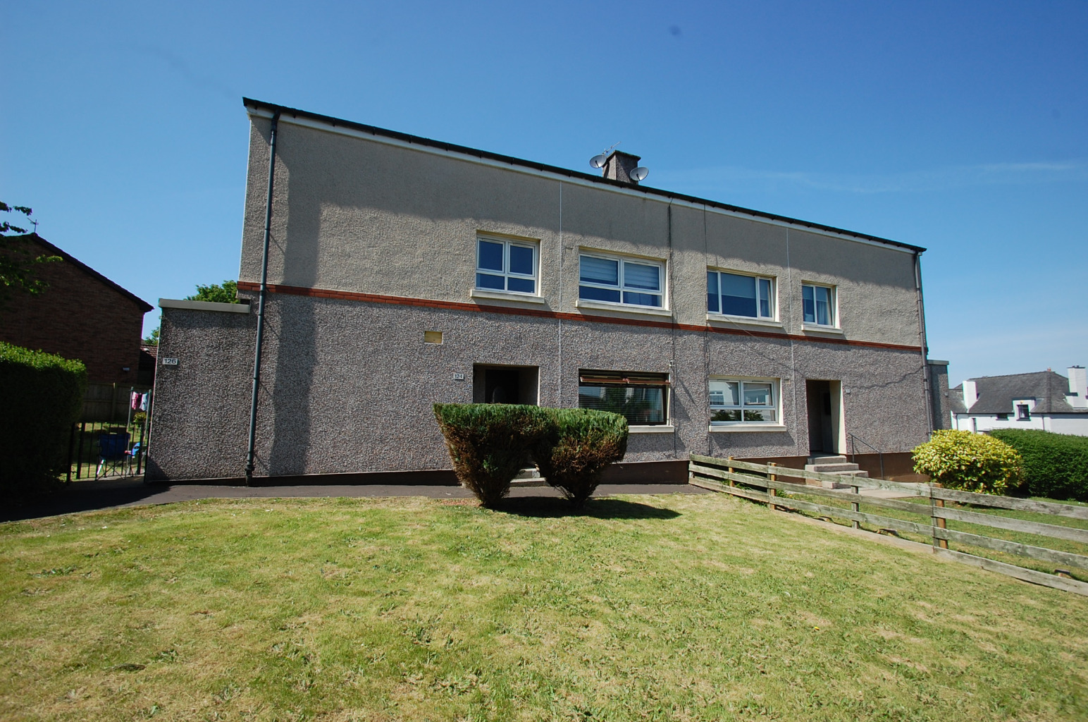 2 bed flat for sale in Allanton Drive, Glasgow - Property Image 1